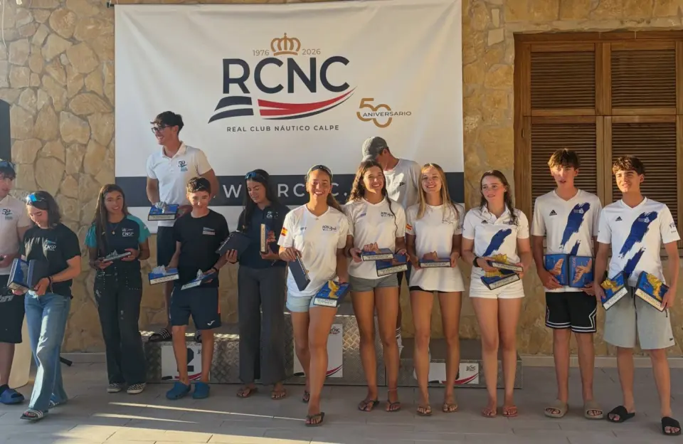 Guillermo Suárez und Lewis Macgregor siegen beim Trofeo RCN Calpe