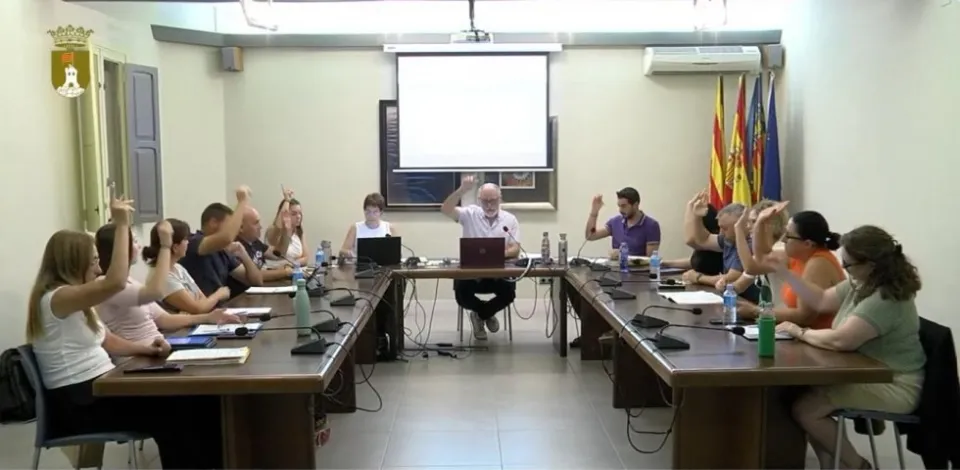 Pedreguer reduce el recibo de la basura y da luz verde a la rehabilitación del Centre Artístic Musical