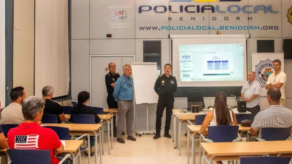 Benidorm forma a vigili urbani della Comunità Valenciana sulla misurazione del rumore