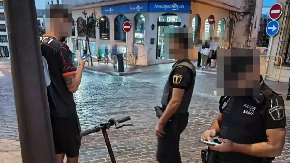 La Polizia Locale di Xàbia intensifica i controlli sui monopattini elettrici