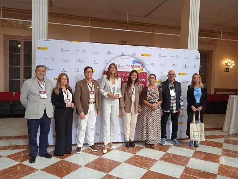 Dénia rafforza il suo ruolo di destinazione gastronomica a un incontro a Ciudad Real