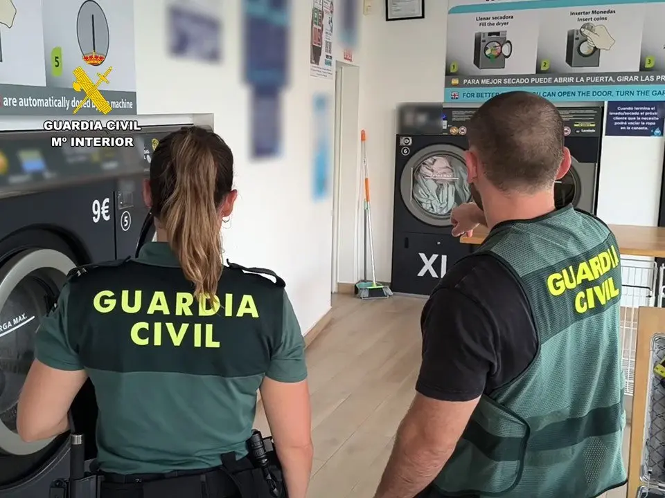 Drie verdachten aangehouden voor diefstallen in wasserettes in Marina Alta