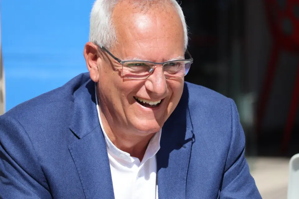 Vicent Grimalt, número tres del PSPV al Senado, y Enrique Moll, en la lista al Congreso por Alicante